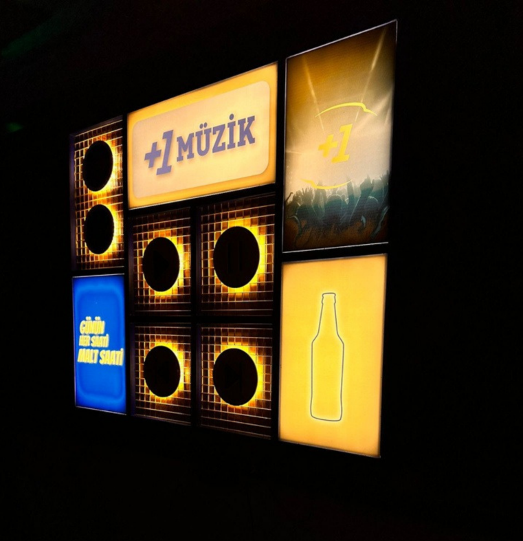Signages & Lighted Products